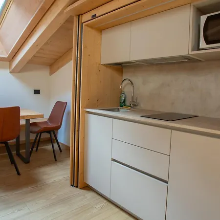 Al Tabia Apartment