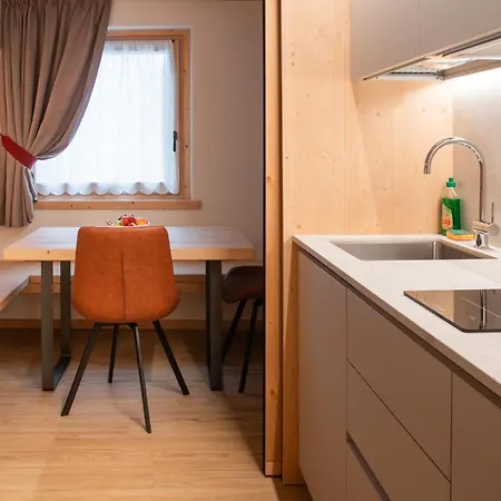 Al Tabia Apartment